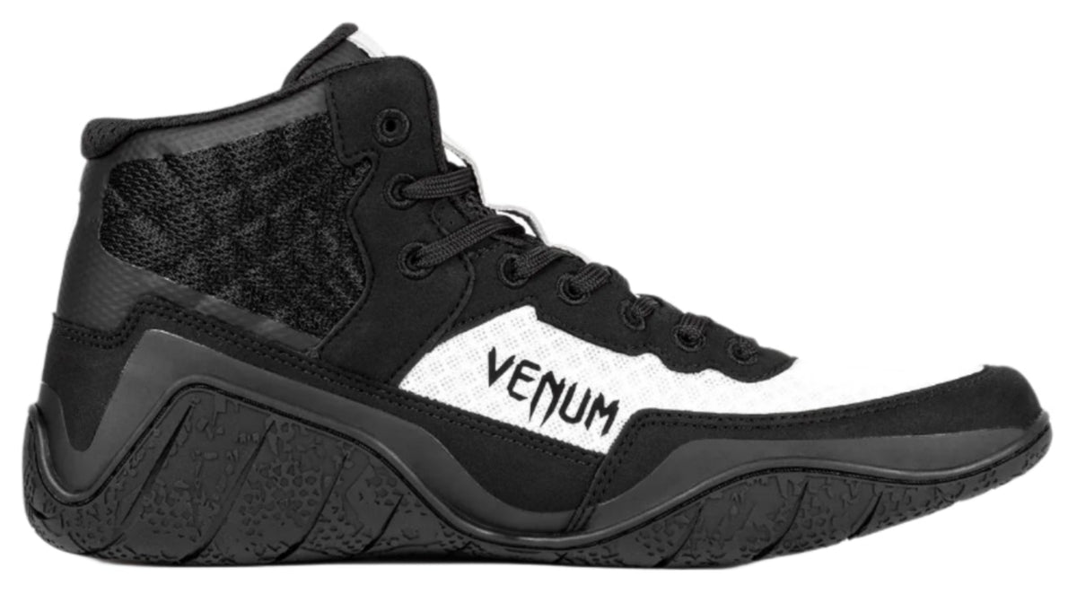 Venum Elite Wrestling Shoes - Black/White