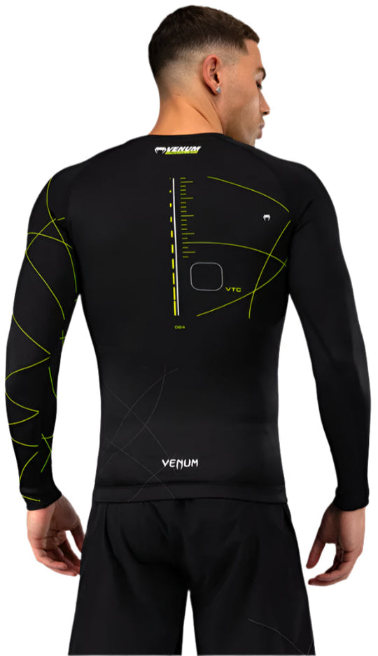 Venum Training Camp 4.0 Long Sleeve Rashguard - Black/Neon Green