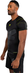 Venum Training Camp 4.0 Short Sleeve Rashguard - Black/Neon Green