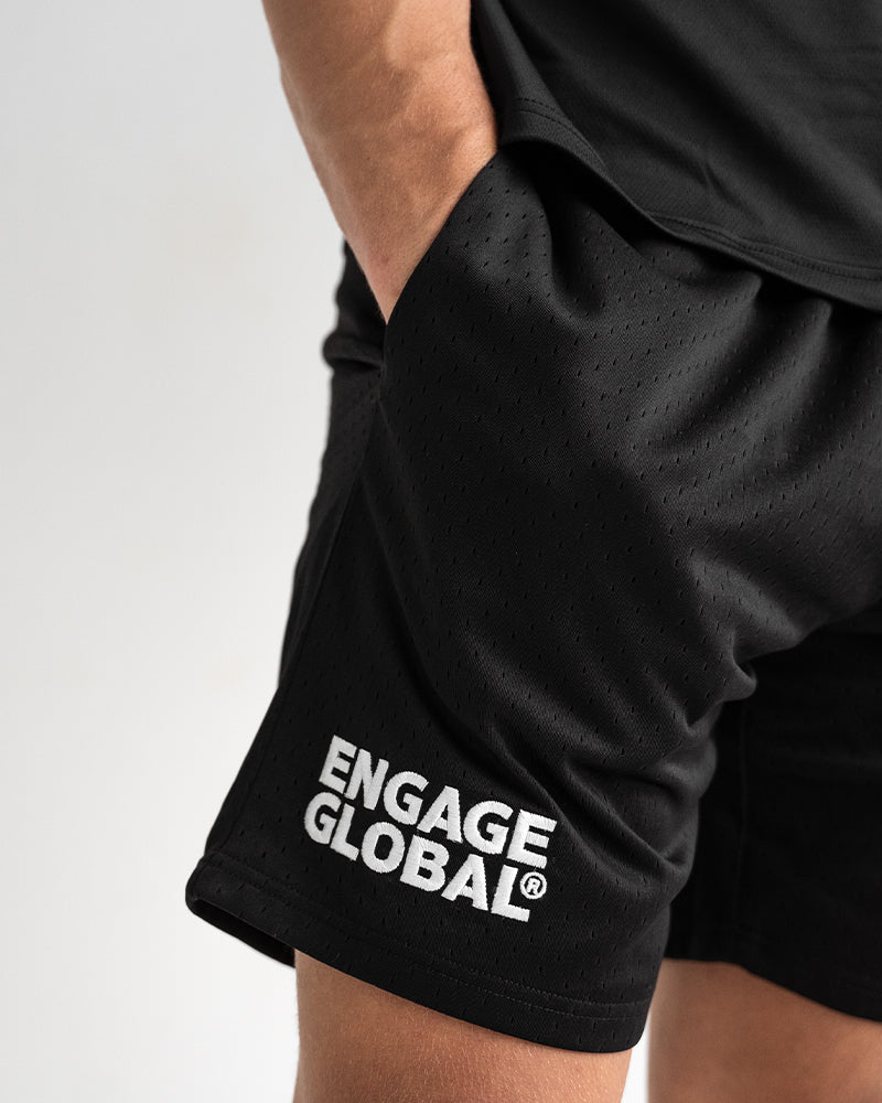 Engaging Shorts Engage Set The Standard Mesh Shorts - Black