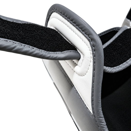 Morgan White Knight Thai Pads - Pair