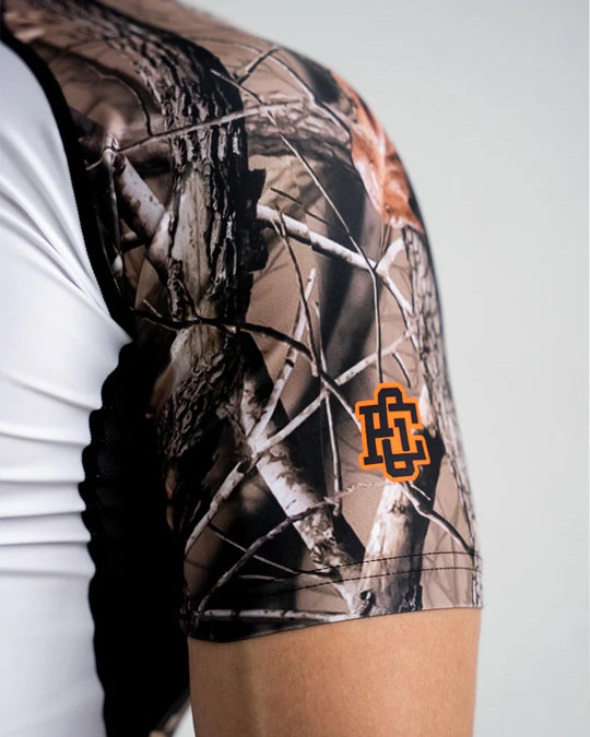 Engage Real Camo Short Sleeve Rash Guard