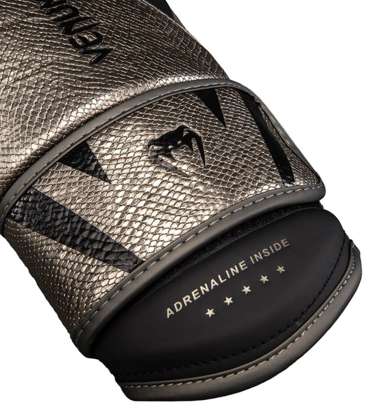 Venum Challenger 4.0 Scales Boxing Gloves - Silver/Black