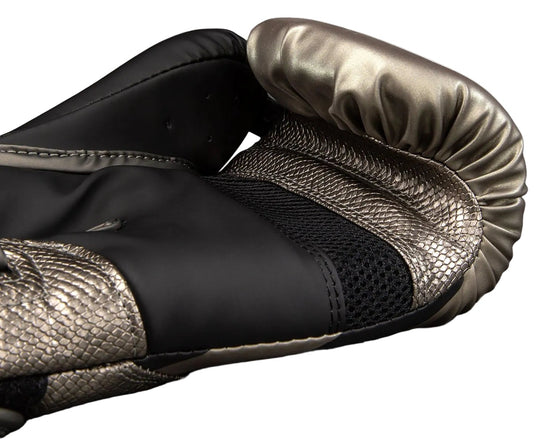 Venum Challenger 4.0 Scales Boxing Gloves - Silver/Black