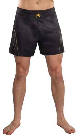 Venum Streamline Fightshorts - Black/Gold