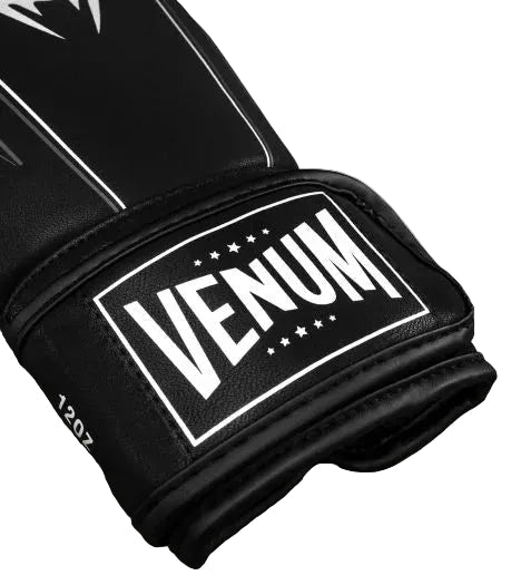 Venum Streamline Boxing Gloves - Black/White