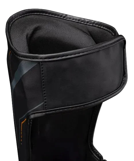 Venum Streamline Shin Guards - Black/Gold