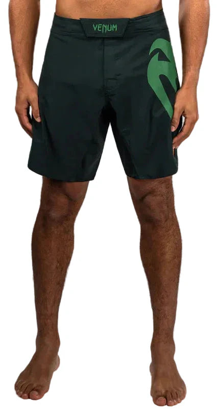 Venum Light 5.0 Fightshorts - Forest Green/Light Green