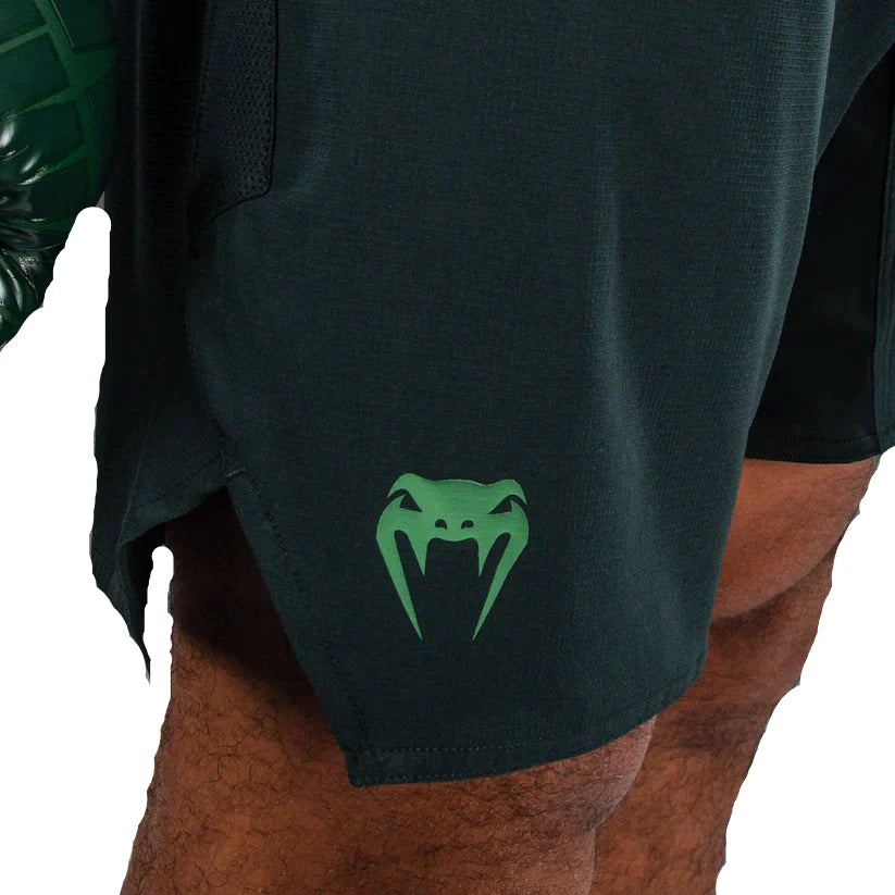 Venum Light 5.0 Fightshorts - Forest Green/Light Green